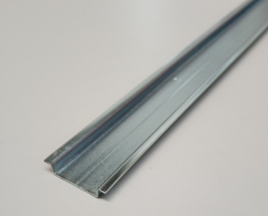 Picture of Perfil metálico simétrico Liso 2000x35x15mm
