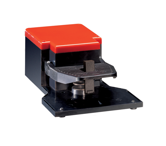 Picture of Interruptor de pedal patilha segurança 1NA+1NF ruptura lenta